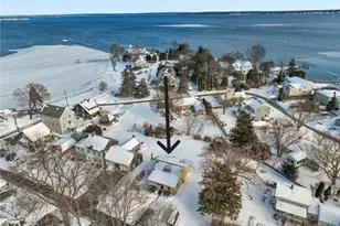 22 Lexington Ave, North Kingstown, RI 02852 - Photo 1