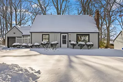 47 Bretton Woods Drive, Cranston, RI 02920 - Photo 1