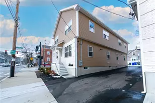 74 Pitman St, Providence, RI 02906 - Photo 1