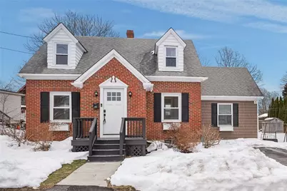 23 Livingston Place, Middletown, RI 02842 - Photo 1