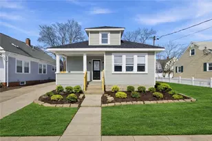 53 Oriole Ave, Pawtucket, RI 02860 - Photo 1