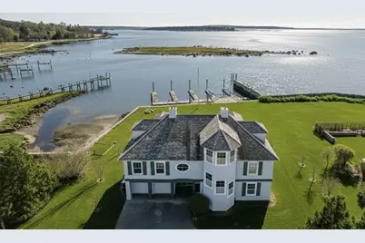 9 Hope Street, Bristol, RI 02809 - Photo 1