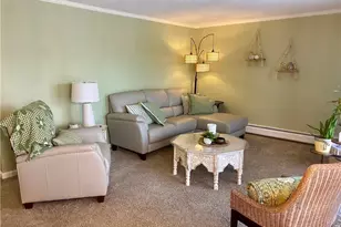 7 Wake Robin Rd, Lincoln, RI 02865 - Photo 1