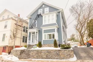 22 O Neil St, Providence, RI 02904 - Photo 1
