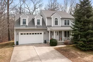 322 Washington Rd, Barrington, RI 02806 - Photo 1