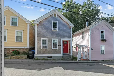 35 Pope Street, Newport, RI 02840 - Photo 1