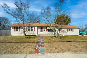 1785 W Shore Rd, Warwick, RI 02889 - Photo 1