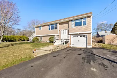4 Wayne Street, Narragansett, RI 02882 - Photo 1