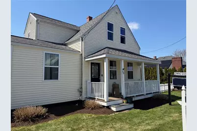433 Metacom Avenue, Bristol, RI 02809 - Photo 1