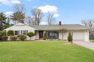 39 Greening Ln, Cranston, RI 02920 - Photo 1