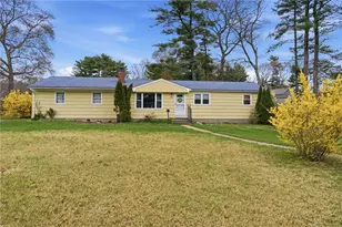 220 Heritage Rd, North Kingstown, RI 02852 - Photo 1