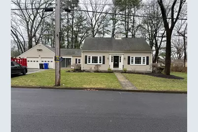 90 Alexander McGregor Road, Pawtucket, RI 02864 - Photo 1