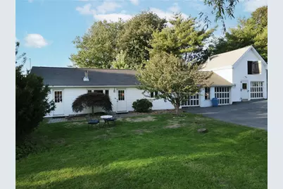 534 Aquidneck Avenue #A, Middletown, RI 02842 - Photo 1