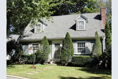 21 Peckham Avenue, North Providence, RI 02908 - Photo 1