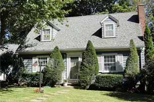 21 Peckham Ave, North Providence, RI 02908 - Photo 1
