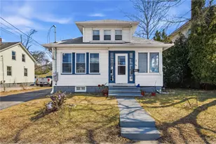 526 Post Rd, Warwick, RI 02888 - Photo 1