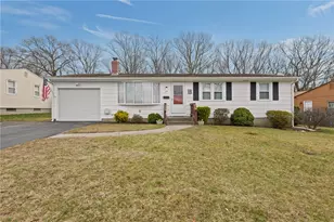26 Ellison St, Cranston, RI 02920 - Photo 1