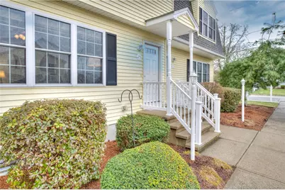 25 Hyde Avenue, Pawtucket, RI 02861 - Photo 1