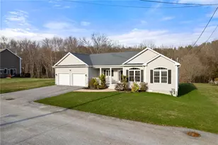20 Peggy Dr, Cumberland, RI 02864 - Photo 1