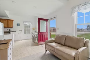 64 Burnside Ave, Narragansett, RI 02882 - Photo 4