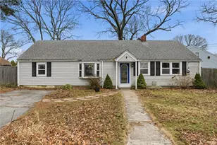 190 Pinnery Ave, Warwick, RI 02886 - Photo 1
