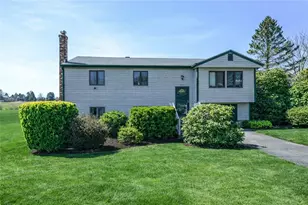303 Middle Rd, Portsmouth, RI 02871 - Photo 1