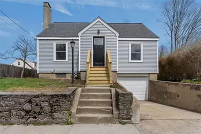 2 Sprague Avenue, East Providence, RI 02915 - Photo 1