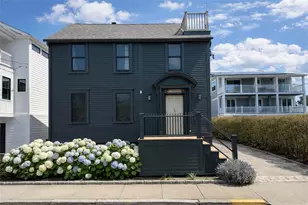 24 Houston Ave, Newport, RI 02840 - Photo 1