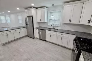35 Douglas Ave, Providence, RI 02908 - Photo 1