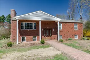 39 Francis Rd, Glocester, RI 02857 - Photo 1