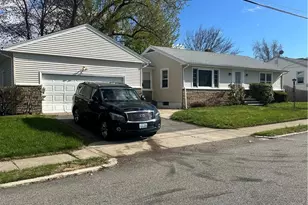 151 Chestnut Hill Ave, Cranston, RI 02920 - Photo 1
