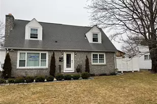 5555 Post Rd, East Greenwich, RI 02818 - Photo 1