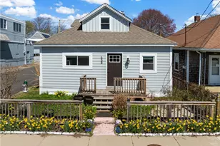 458 Park Ave, Portsmouth, RI 02871 - Photo 1