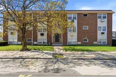 29 Woodbine Street #11, Pawtucket, RI 02860 - Photo 1