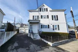 406 Admiral St, Providence, RI 02908 - Photo 1