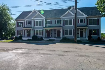 86 So. Brow Street #86, East Providence, RI 02914 - Photo 1