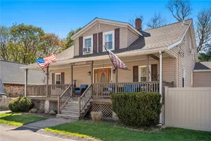 16 Elizabeth Ave, Smithfield, RI 02917 - Photo 1