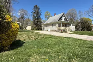 35 Highland Ave, South Kingstown, RI 02879 - Photo 1