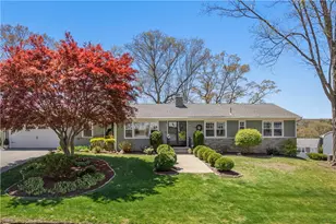 52 Woodhaven Blvd, North Providence, RI 02911 - Photo 1