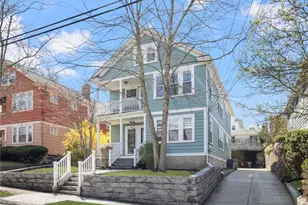 92 Colonial Rd, Providence, RI 02906 - Photo 1