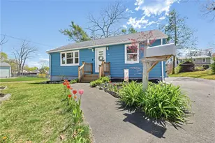 18 Adelaide Ave, Smithfield, RI 02917 - Photo 1