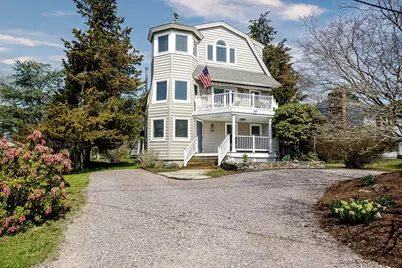18 Lugger Street, Jamestown, RI 02835 - Photo 1