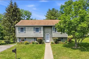 7 Brookview Ct, Westerly, RI 02891 - Photo 1