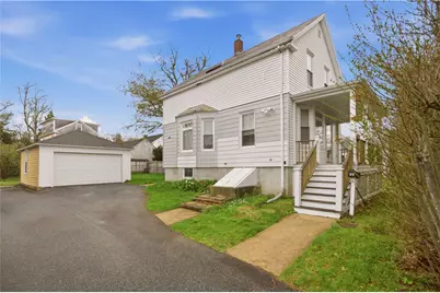 18 Cummings Road, Newport, RI 02840 - Photo 1