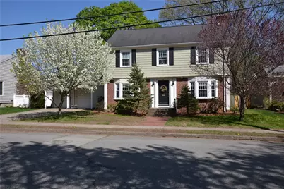 42 Alexander McGregor Road, Pawtucket, RI 02861 - Photo 1