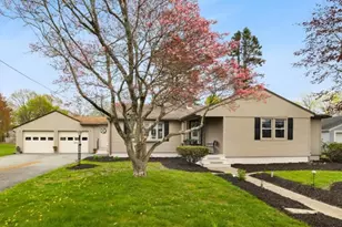 200 Glen Dr, Warwick, RI 02886 - Photo 1