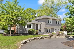 1 Valentine Dr, Barrington, RI 02806 - Photo 1