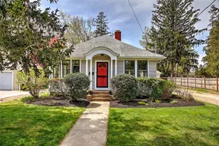 119 Alfred Drowne Rd, Barrington, RI 02806 - Photo 1