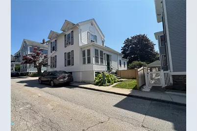 107 Prospect Hill Street #3, Newport, RI 02840 - Photo 1