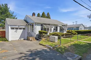 15 Rhodes Ave, East Providence, RI 02915 - Photo 1
